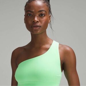NEW WITH TAGS 🍋LULULEMON ALIGN size 10 sports bra c / d cup